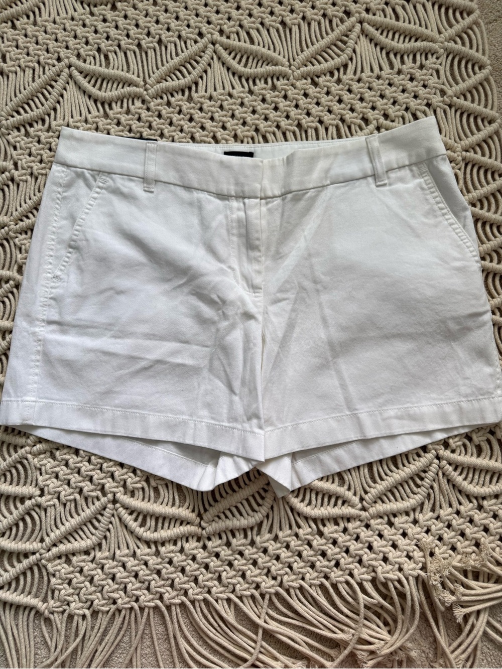 J Crew Women’s 12 100% cotton 5" classic chino short